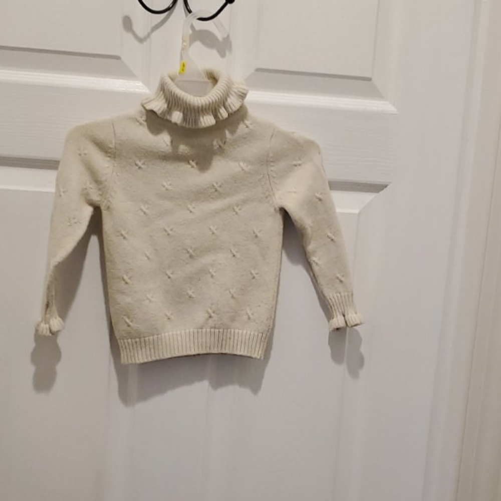 2/$15 Imagine me girls knit sweater size S